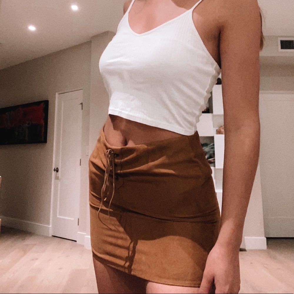 Kendall & Kylie brown suede skirt